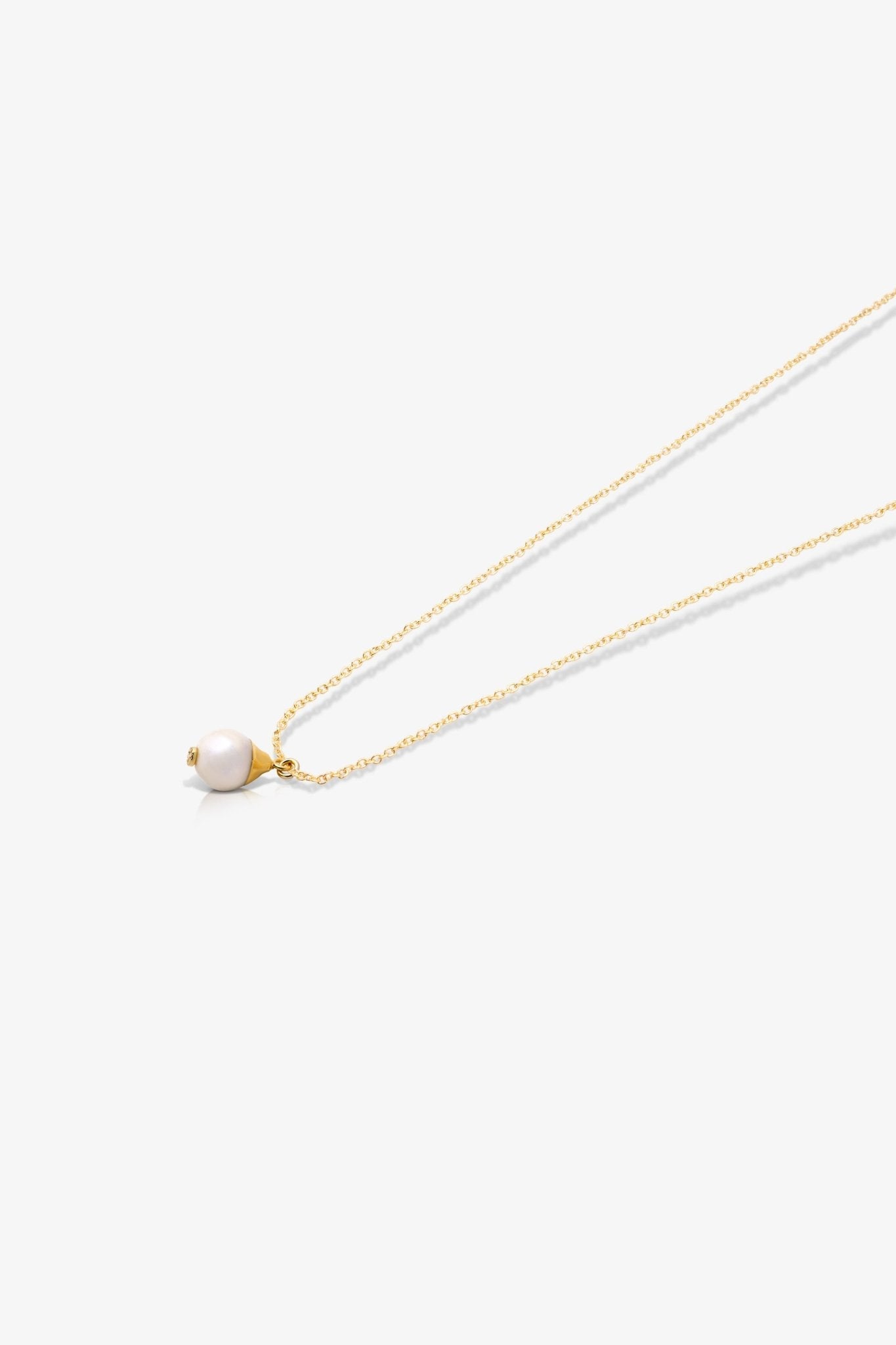The Gemini's Perfect Pearl Birthstone With 14k Gold Necklace - Eat.Read.Love.